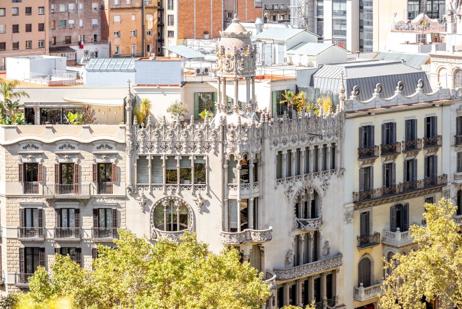 Casa-Batllo-specialny-dom-od-specialneho-architekta-(1).jpg