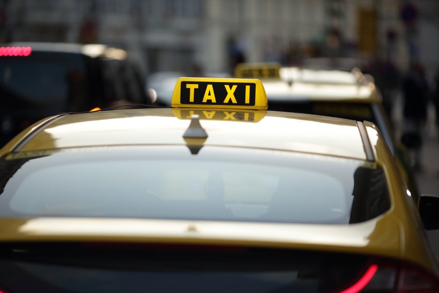 Mam-si-v-zahranici-vziat-taxik,-alebo-pouzit-iny-dopravny-prostriedok-(1).jpg