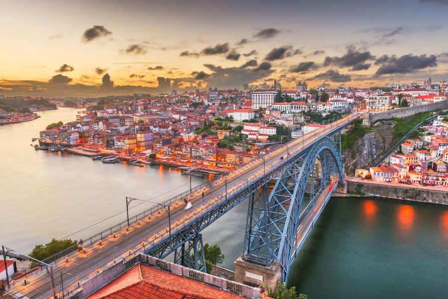 Portugalsko-vs-Spanielsko-–-kulturny-suboj-na-Pyrenejskom-polostrove-(1).jpg